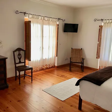Quinta Amarela 4* Nazaré