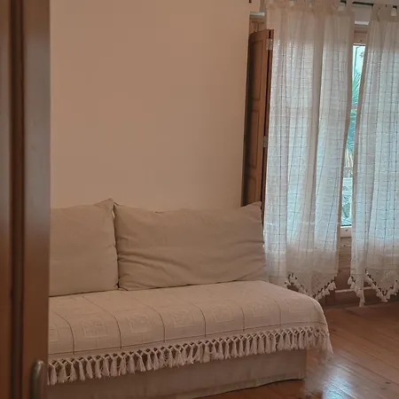 Quinta Amarela - Pensión 3*
